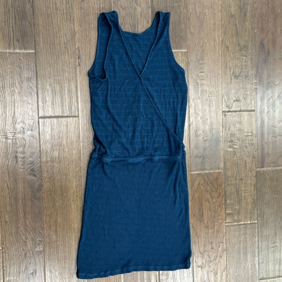 Monrow Dress - Picture 3 of 8